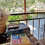 Meroli - Unesco Quarter 4* Berat