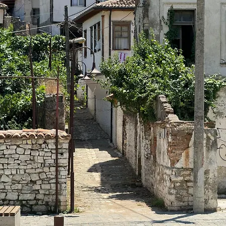 Meroli - Unesco Quarter