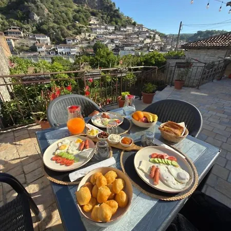Meroli - Unesco Quarter 4*