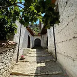 Meroli - Unesco Quarter Affittacamere 4*