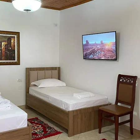 Guest house Meroli - Unesco Quarter 4*