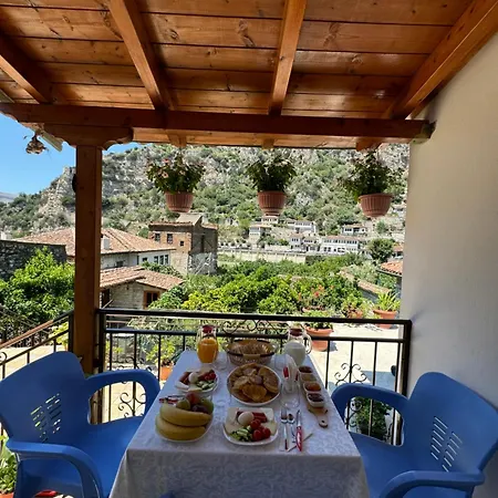 Meroli - Unesco Quarter