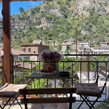 Meroli - Unesco Quarter Affittacamere 4*