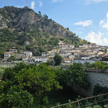 Meroli - Unesco Quarter Guest house