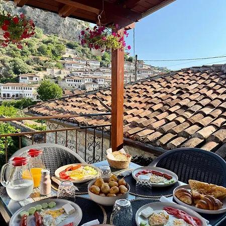 Meroli - Unesco Quarter Affittacamere 3*