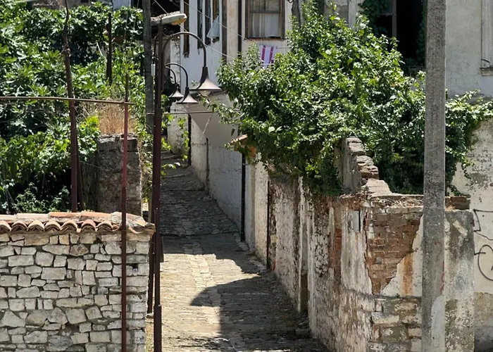 Meroli - Unesco Quarter