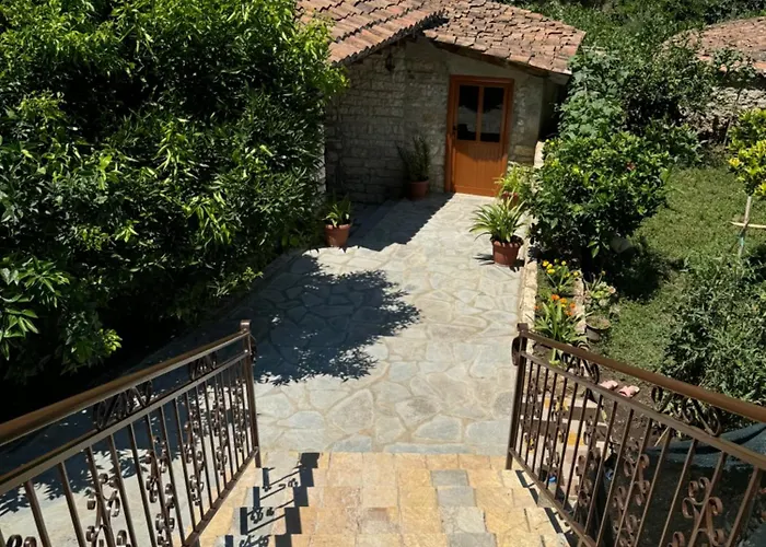 Penzion Meroli - Unesco Quarter Berat