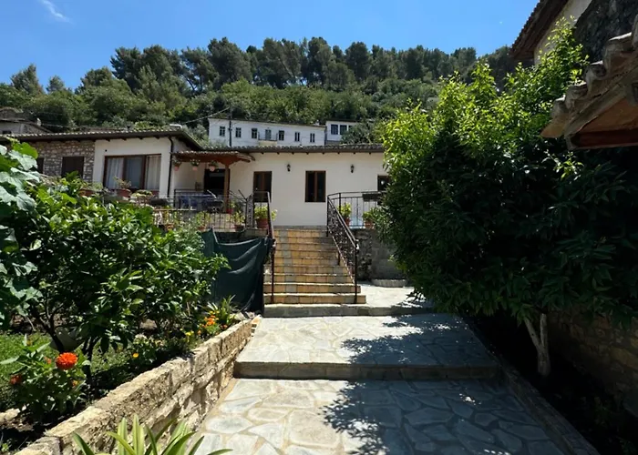 Meroli - Unesco Quarter Penzion 4*