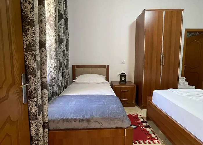 Meroli - Unesco Quarter 培拉特