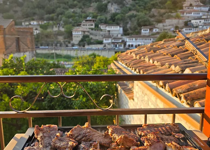 Meroli - Unesco Quarter Pensionat Berat